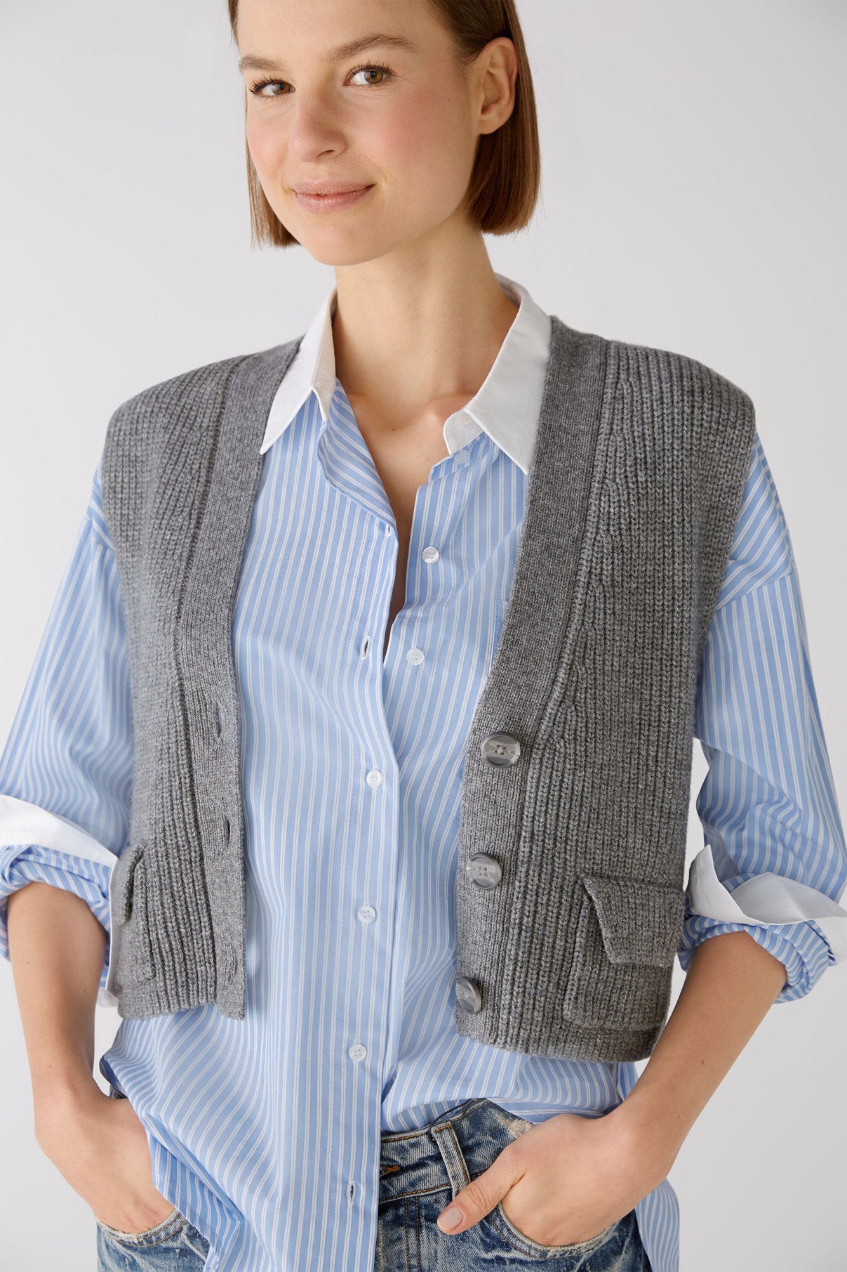 Knitted Waistcoat Wool Blend_80082_9559_05