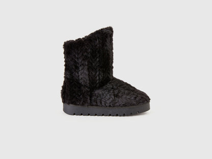 Faux Fur Boots_81DCUD023_700_01