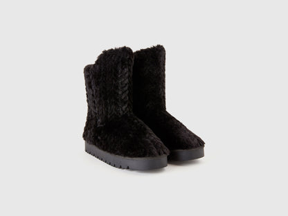 Faux Fur Boots_81DCUD023_700_02