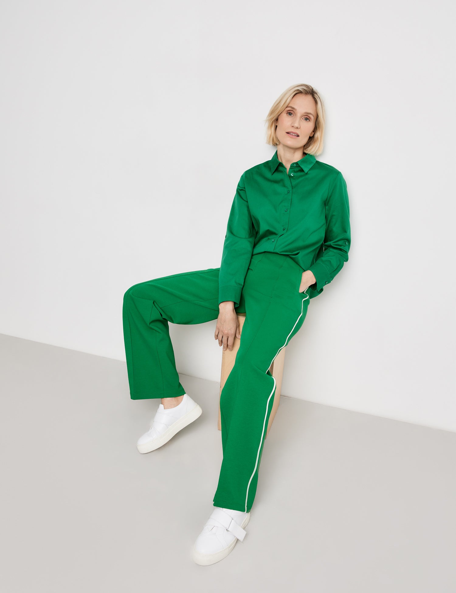 Wide-Leg Jersey Trousers With Contrasting Stripes