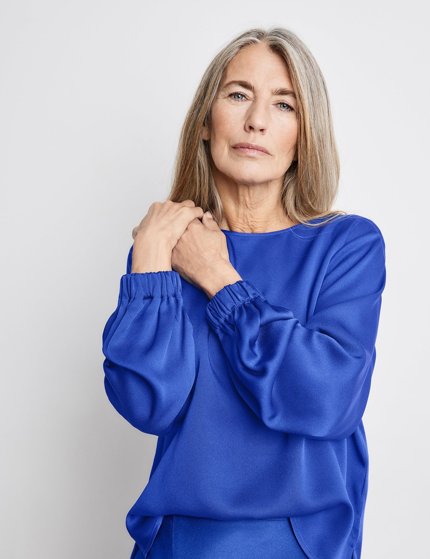 Middle Blue Blouse With A Back Zip Gerry Weber