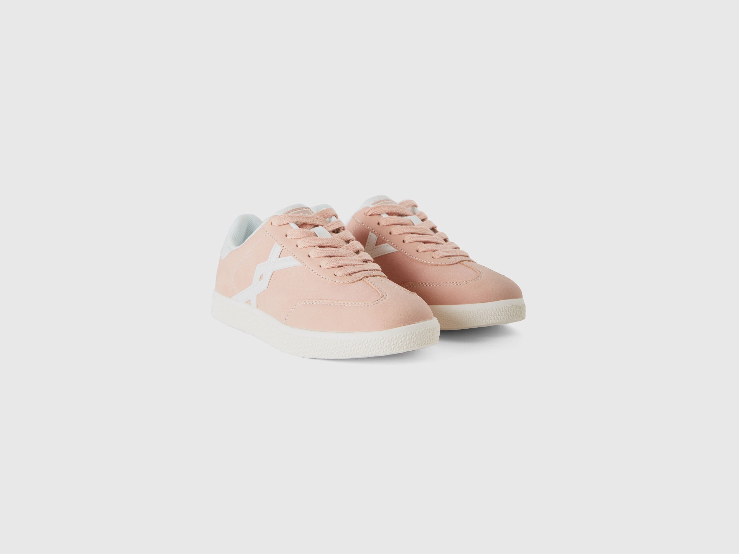 Sneakers In Imitation Leather_8H6DCD013_04W_02