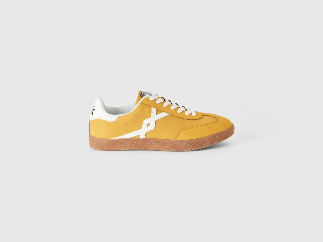 Mustard Yellow Low Top Sneakers_8H6DUD01T_6D6_01