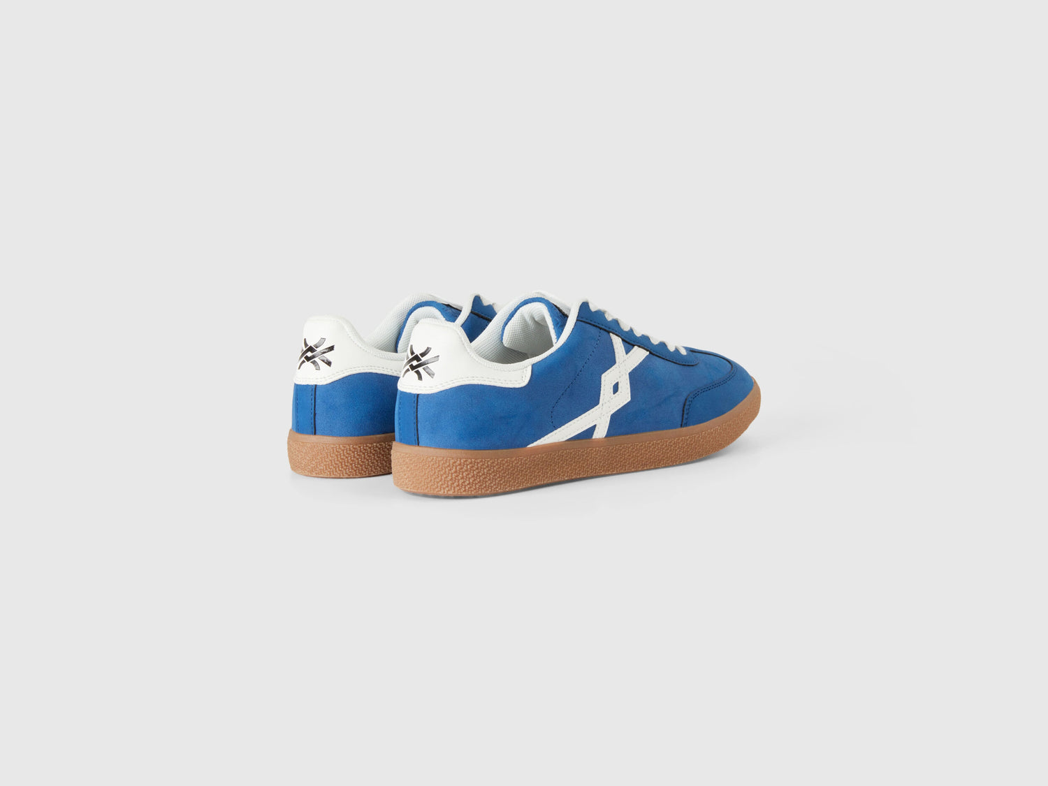 Cornflower Blue Low Top Sneakers_8H6DUD01T_96U_03