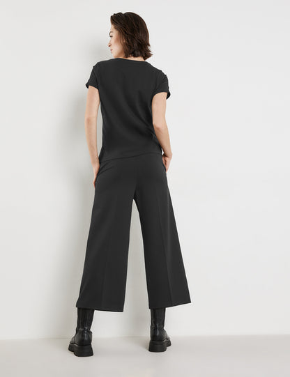 Culottes Made Of Fine Fabric_920982-19900_1100_06