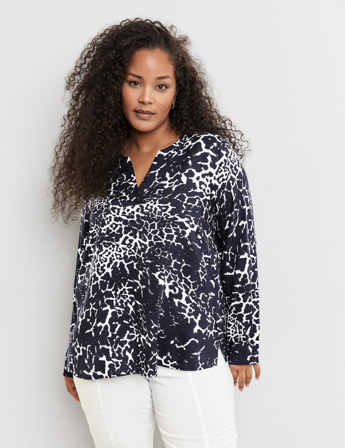Tunic With An All-Over Print_960988-29143_8102_01
