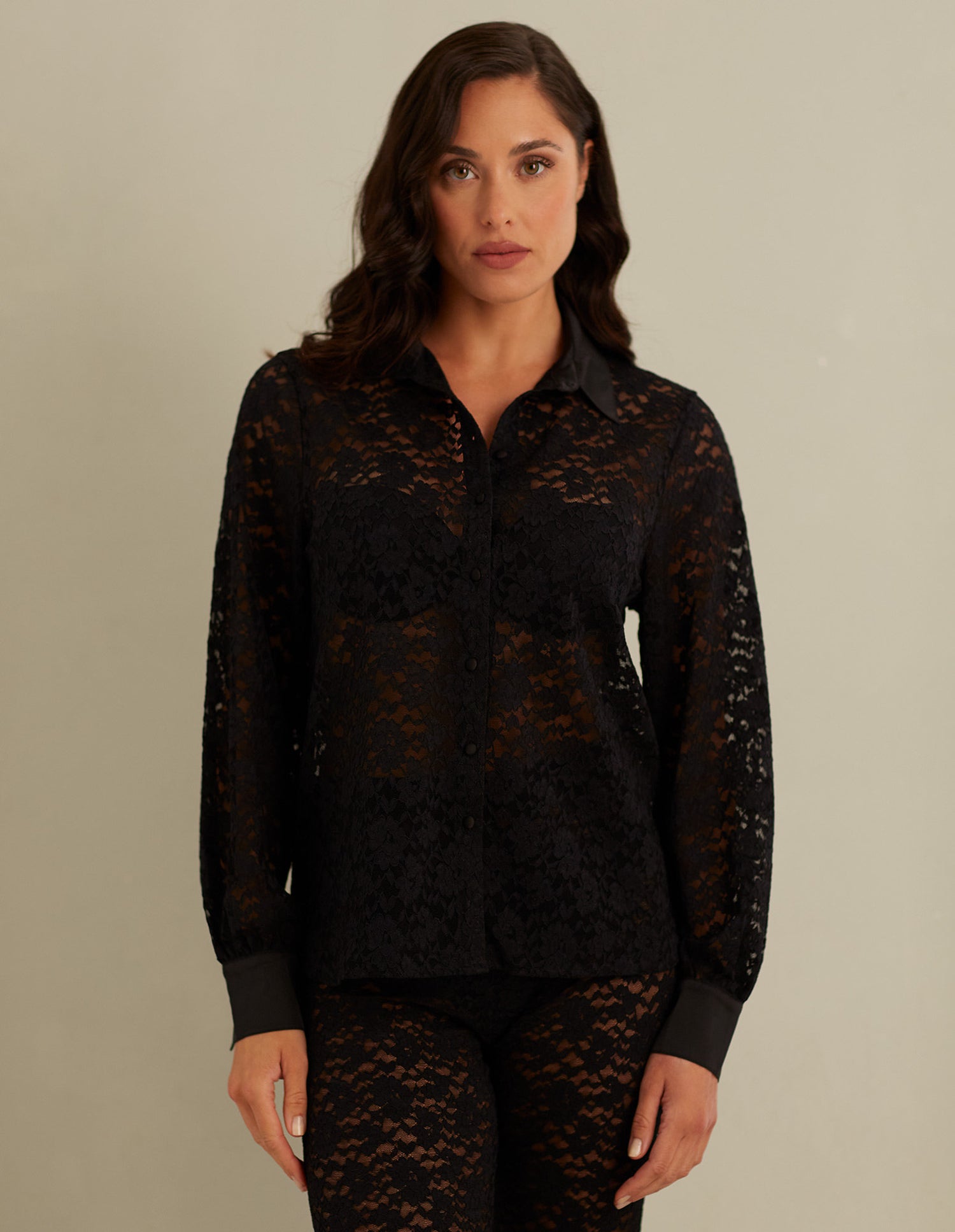 Black Embroidered Lace Night Shirt_AMAD163013_072_02