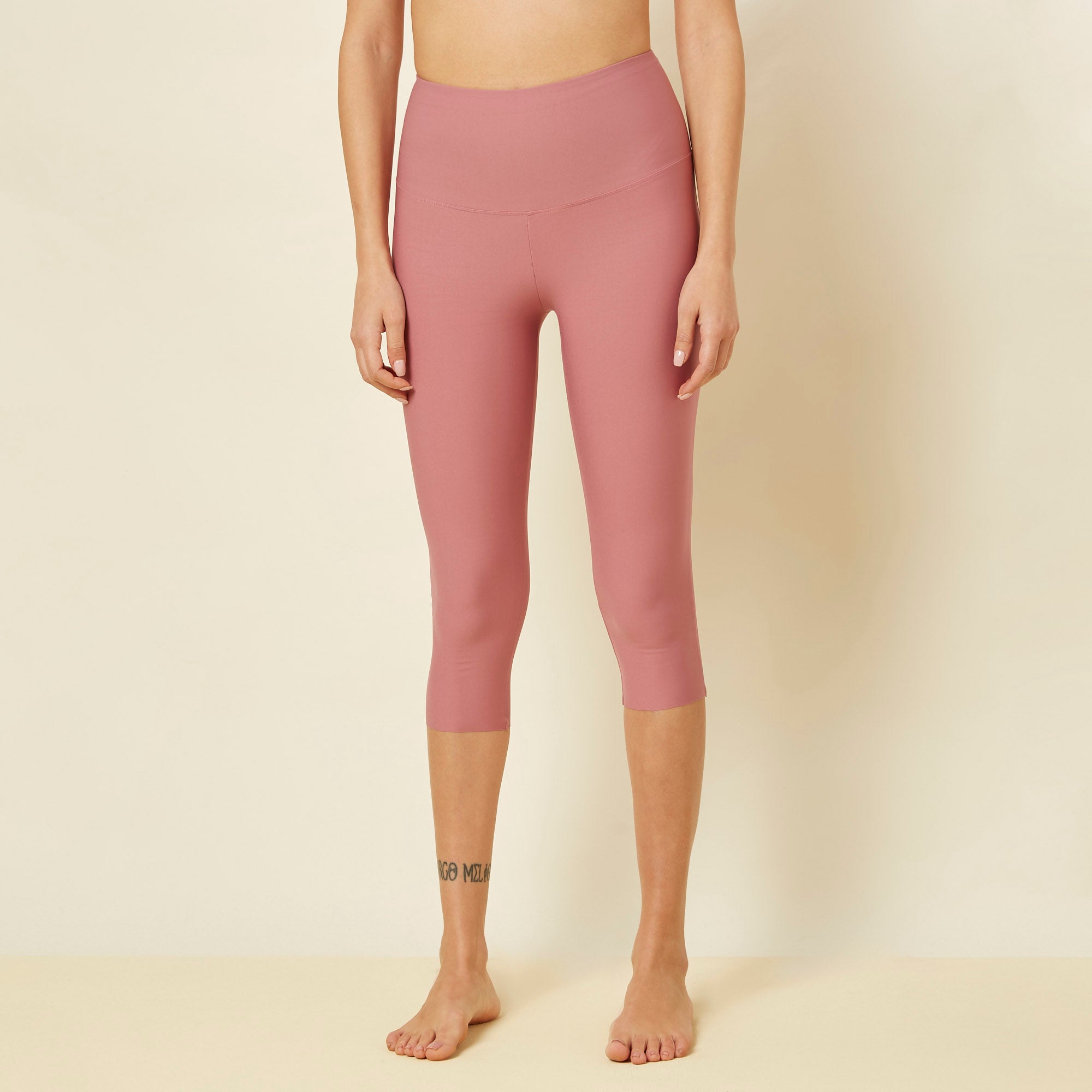 Dark Clay Rose Sculpting Leggings