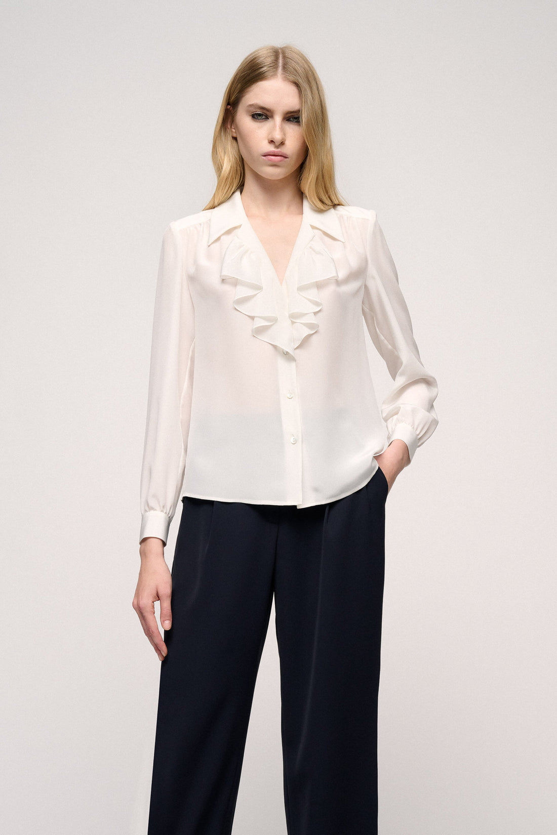 Borotalco Ruffled Blouse_BOROTALCO_0202_01