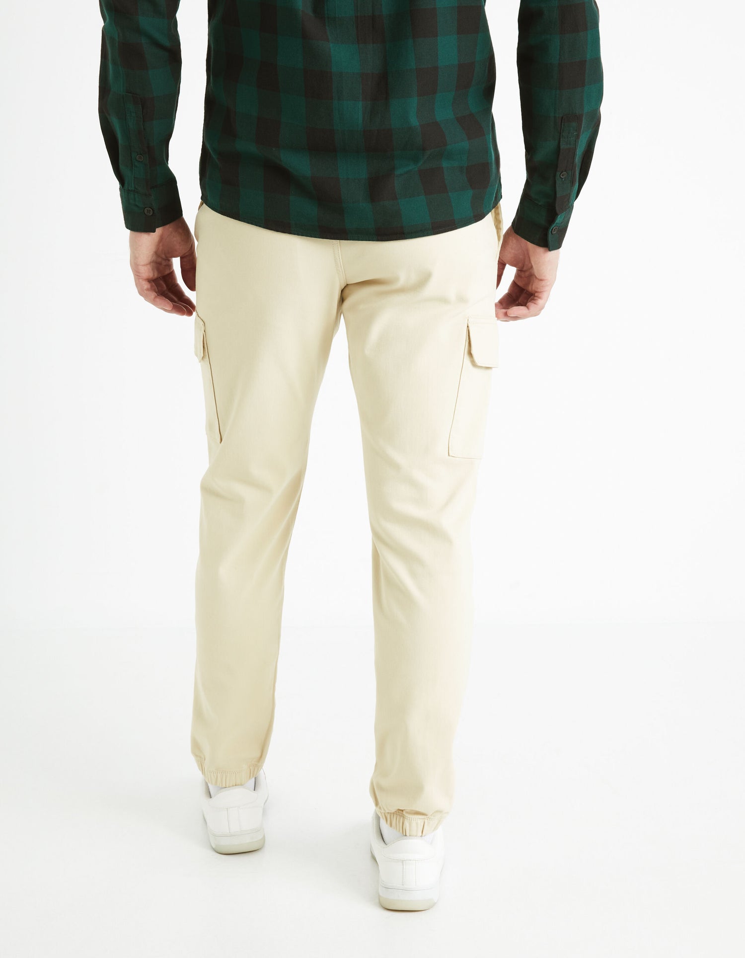 Slim Cargo Pants - Sand_DOLYTE_SAND 03_04