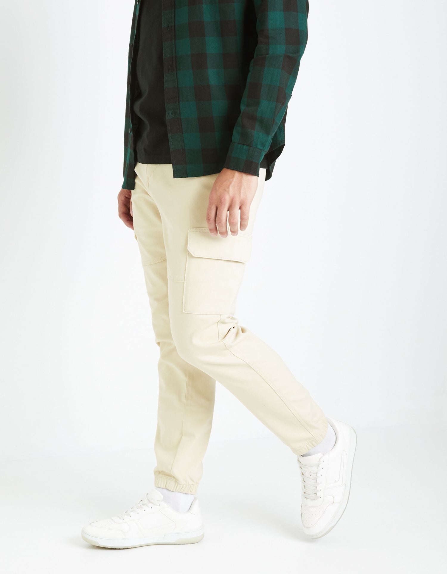 Slim Cargo Pants - Sand_DOLYTE_SAND 03_05