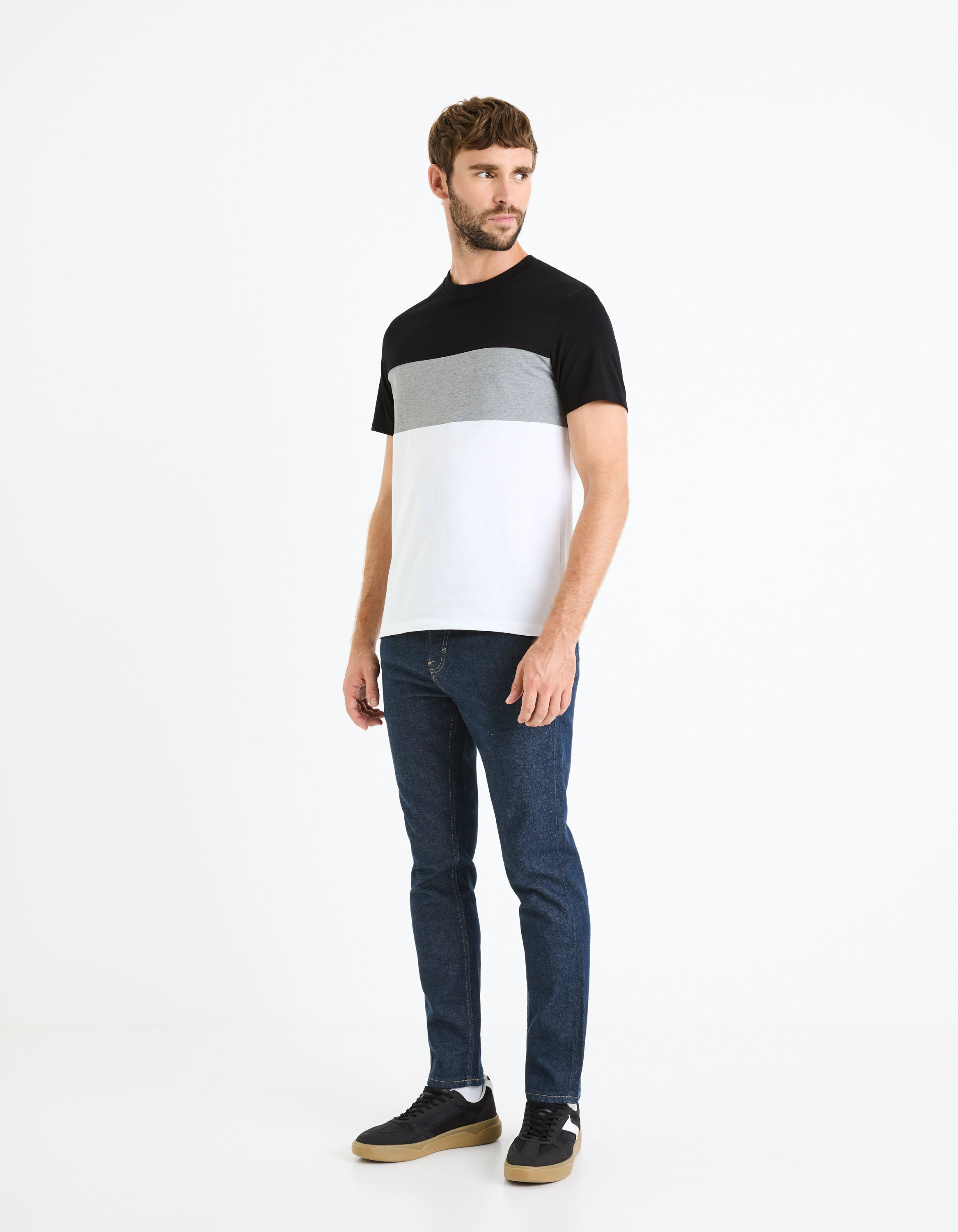 100% Cotton Round Neck T-Shirt - Black_FEBLOC_BLACK_02