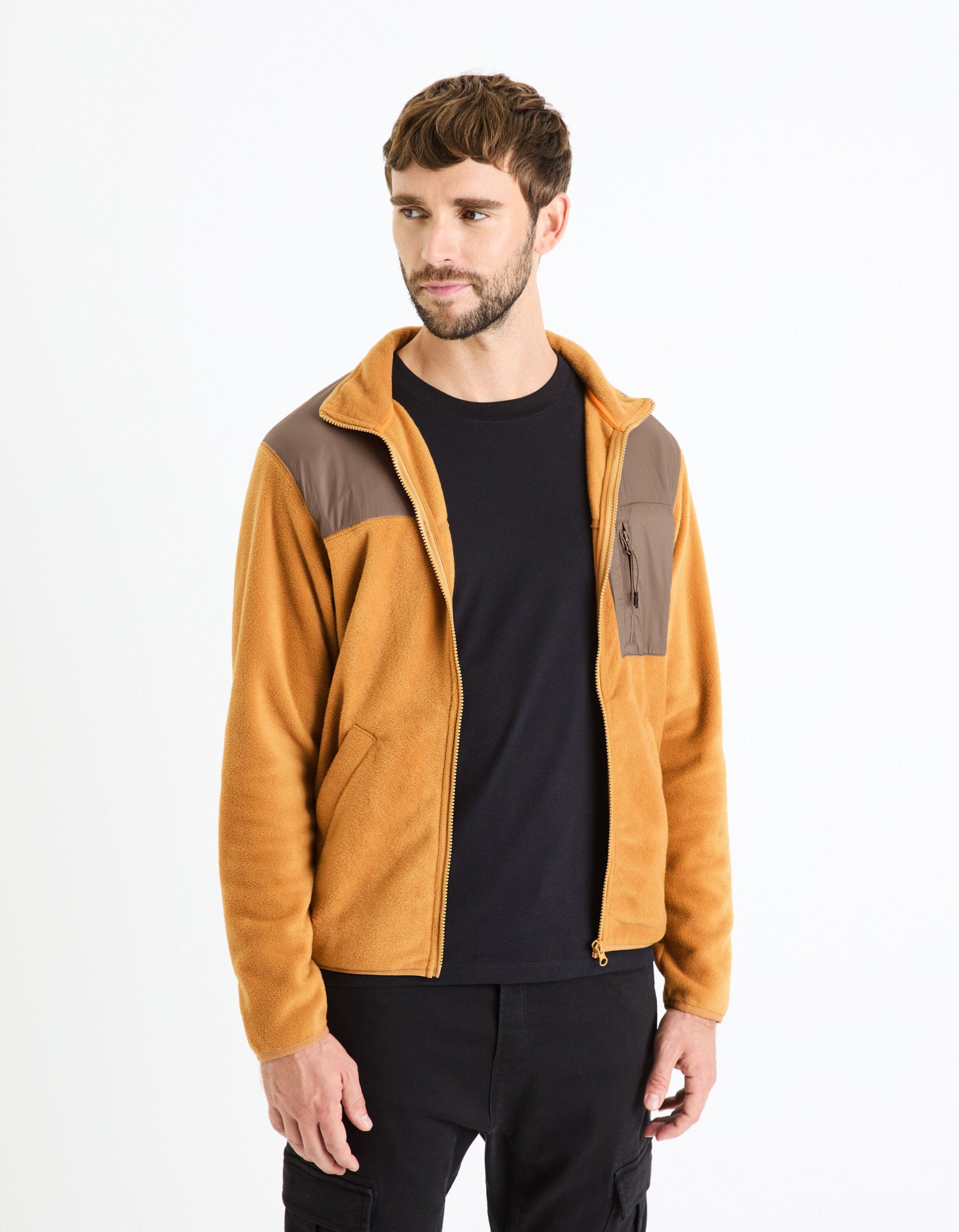 Zip-Up Sweatshirt - Camel_FECAMO_CAMEL_03