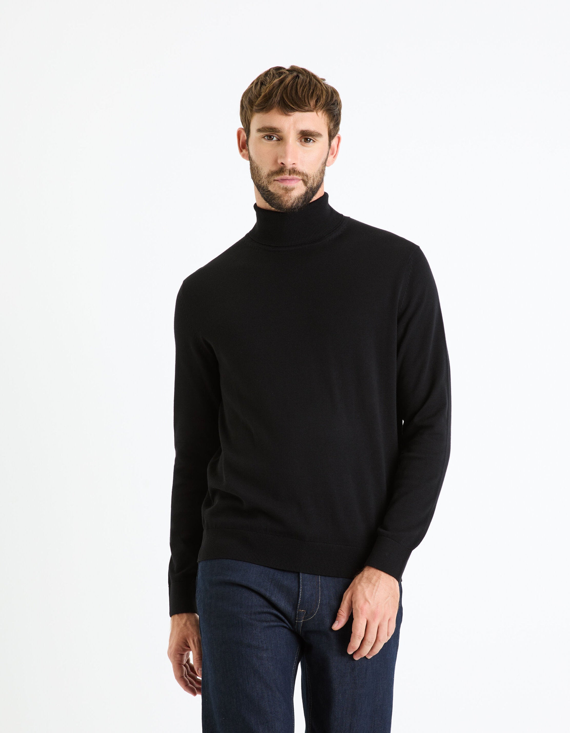 100% Cotton Turtleneck Sweater_FEROLL_NOIR_03