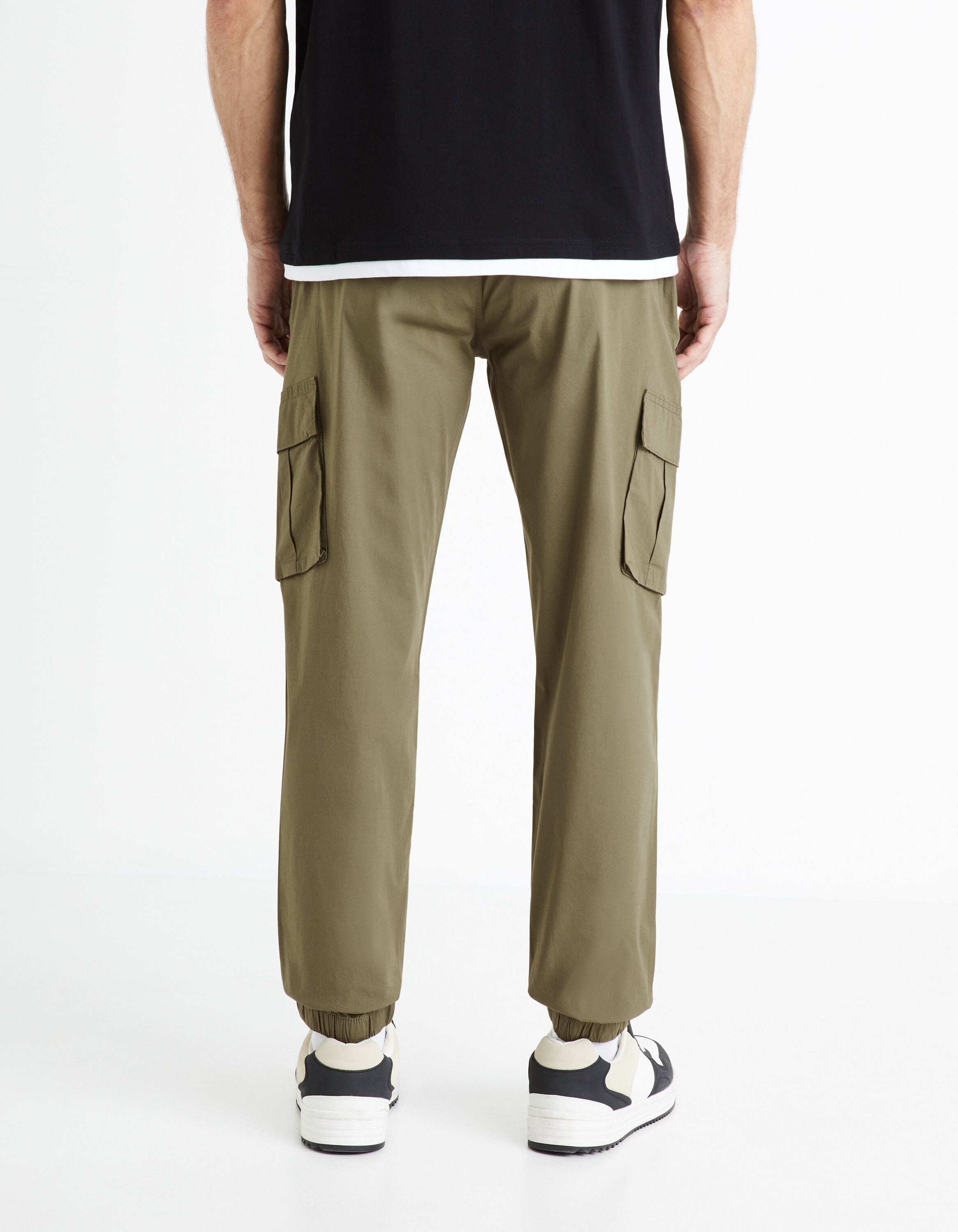 Cargo Jogging Pants_FOEDEN_KHAKI_04