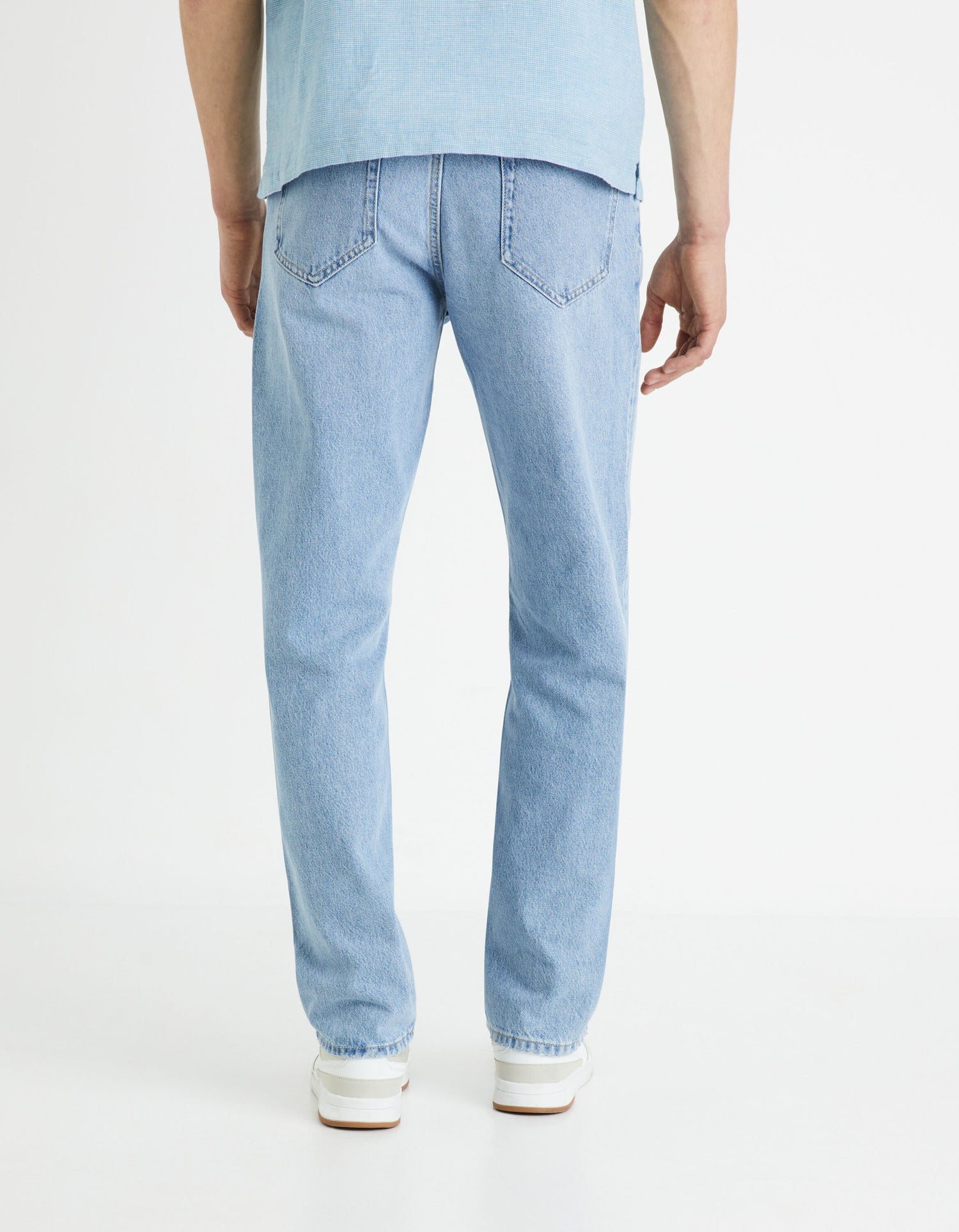 C75 Loose Jeans 100% Cotton_FOLOOSE_BLEACHED_04
