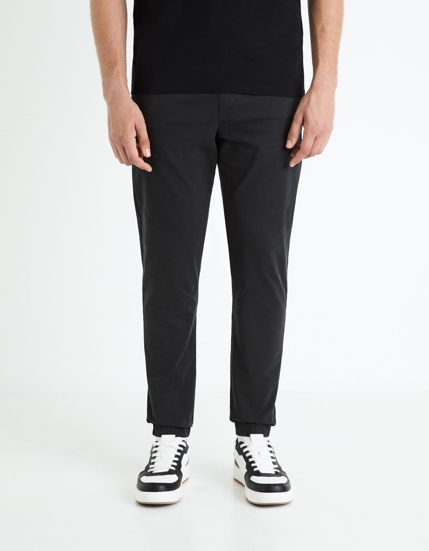 Jogging Pants_FOPLANE_NOIR_01