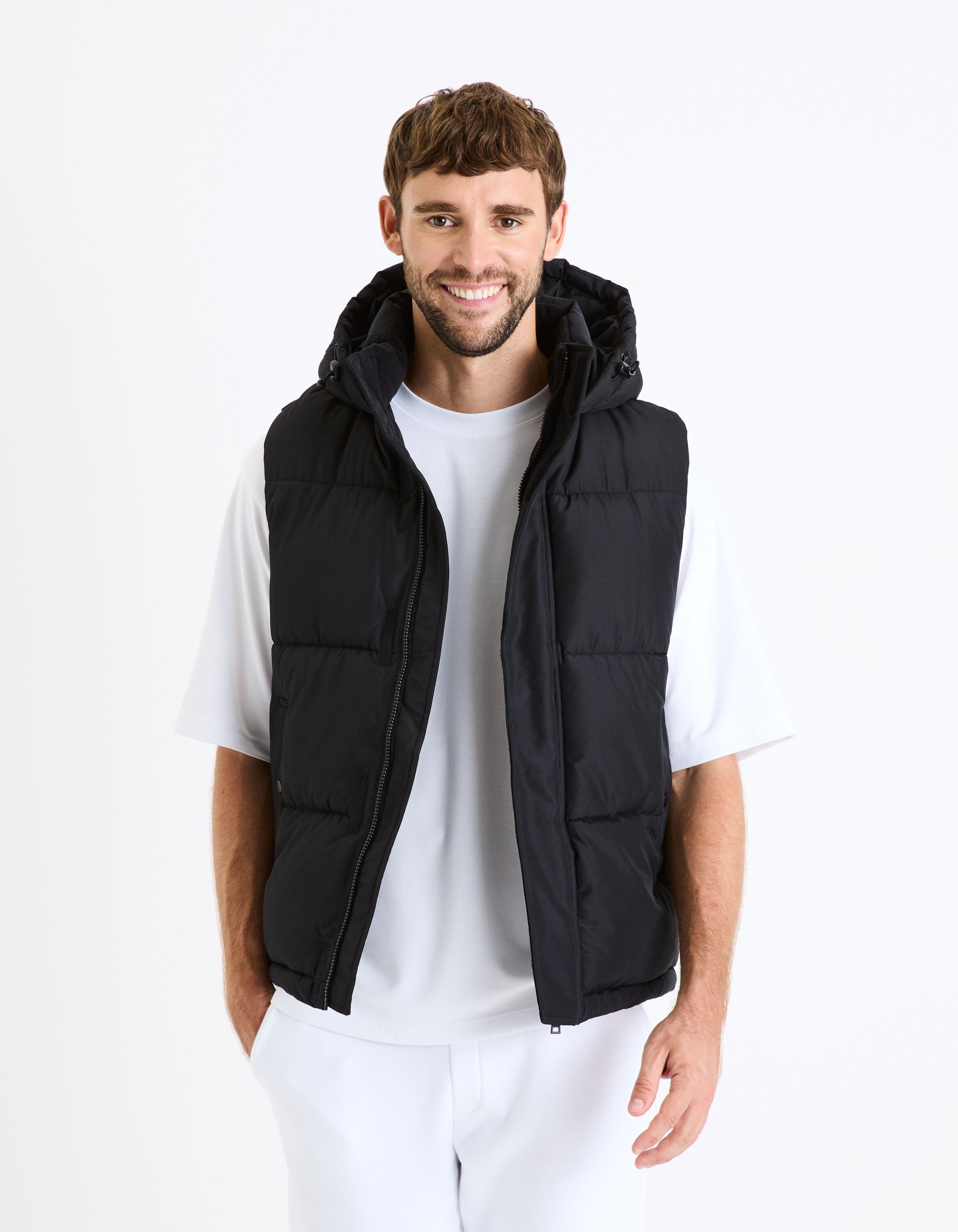 Sleeveless Down Jacket_FUBIANCO_BLACK_01