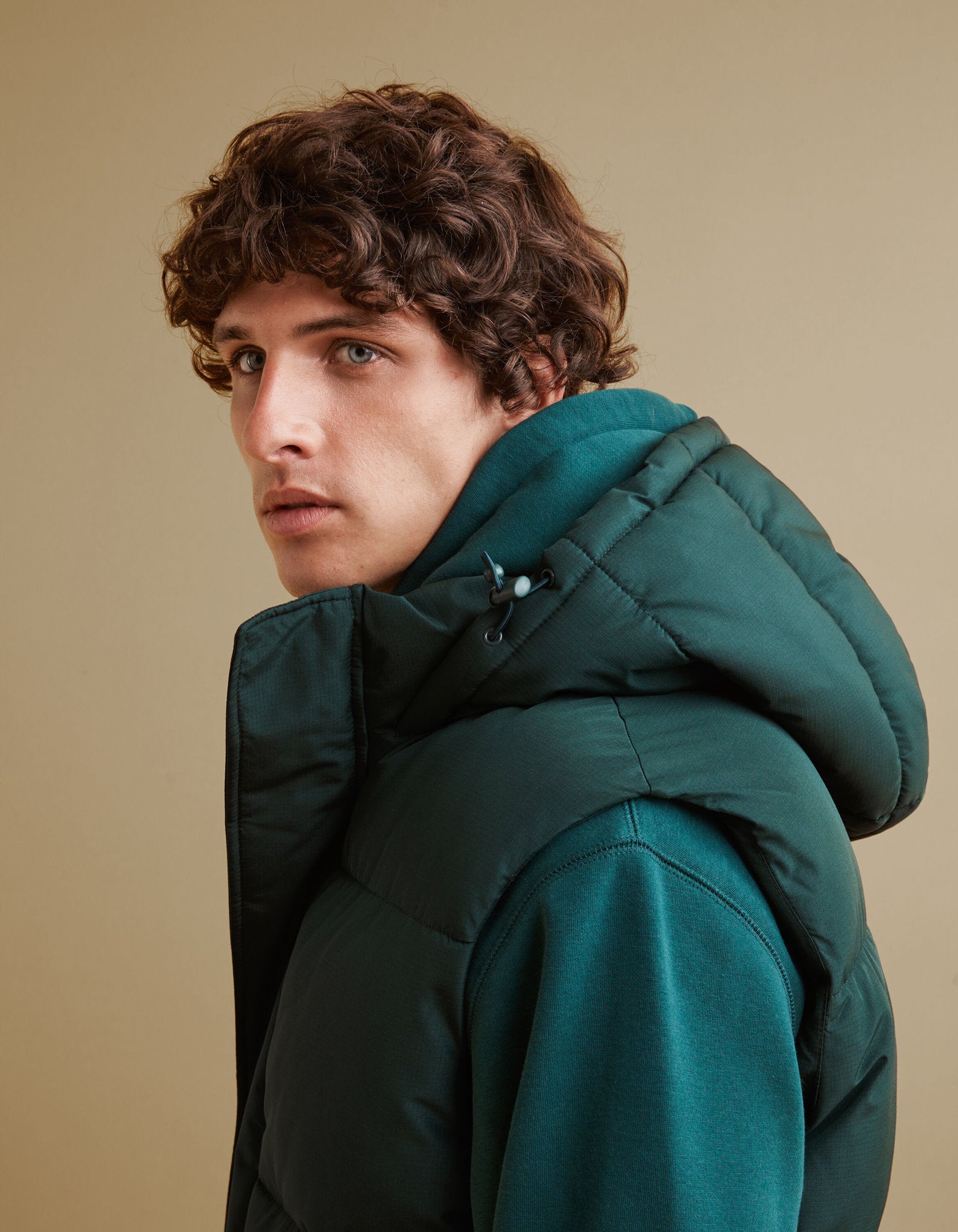 Sleeveless Down Jacket_FUBIANCO_GREEN_05