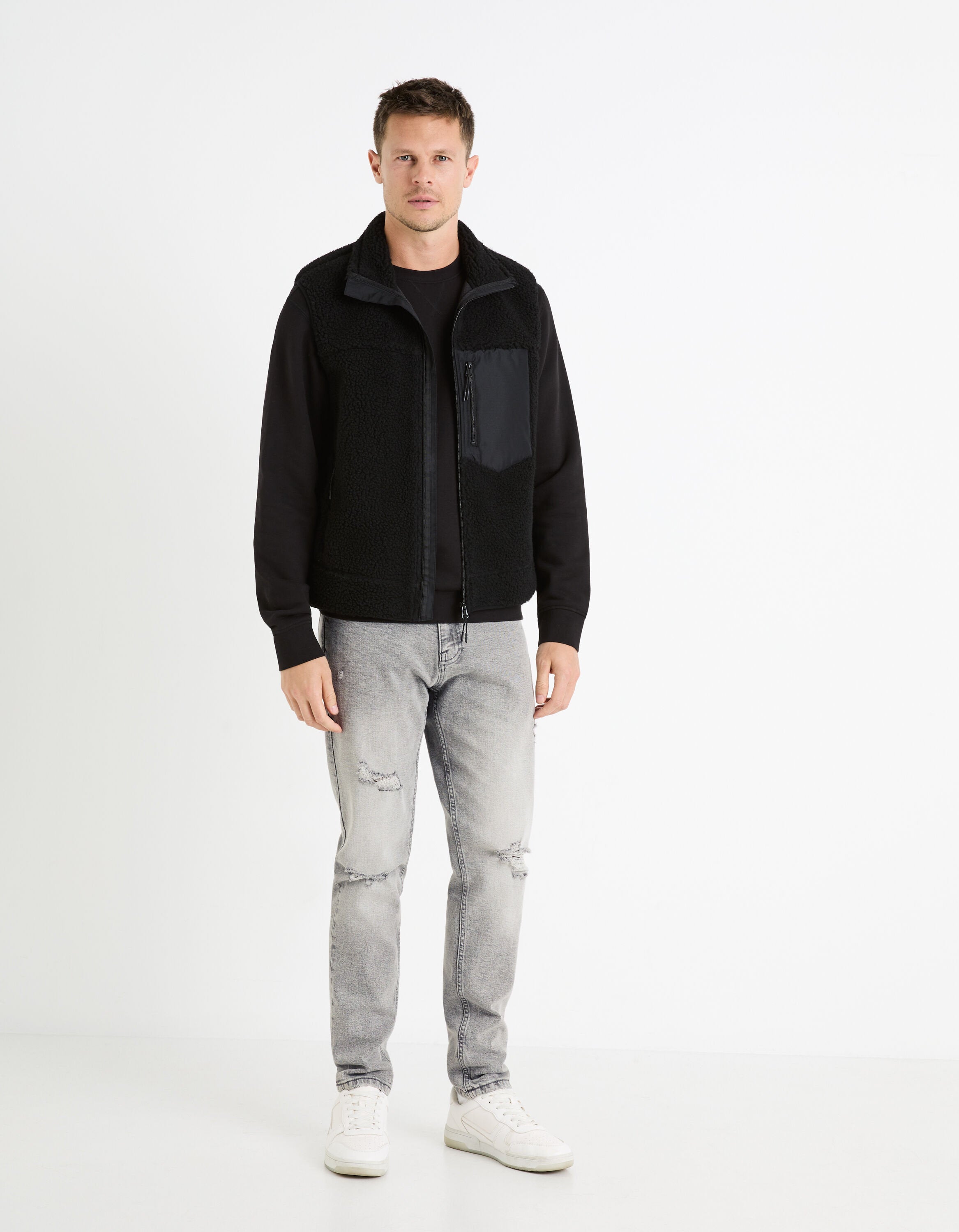 Sleeveless Sherpa Jacket_FUCURLESS_BLACK_03