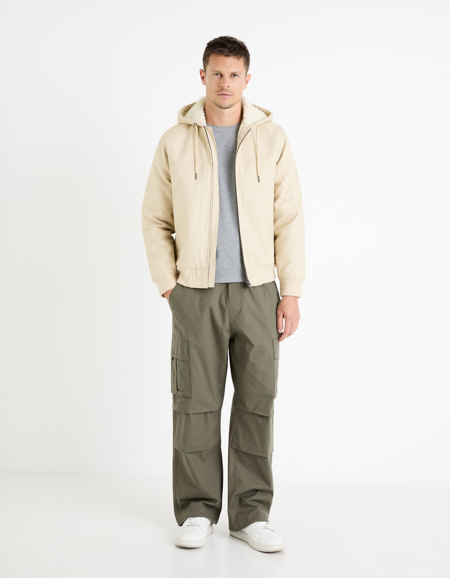 Sherpa Lined Down Jacket_FUHOODIE_ECRU_03