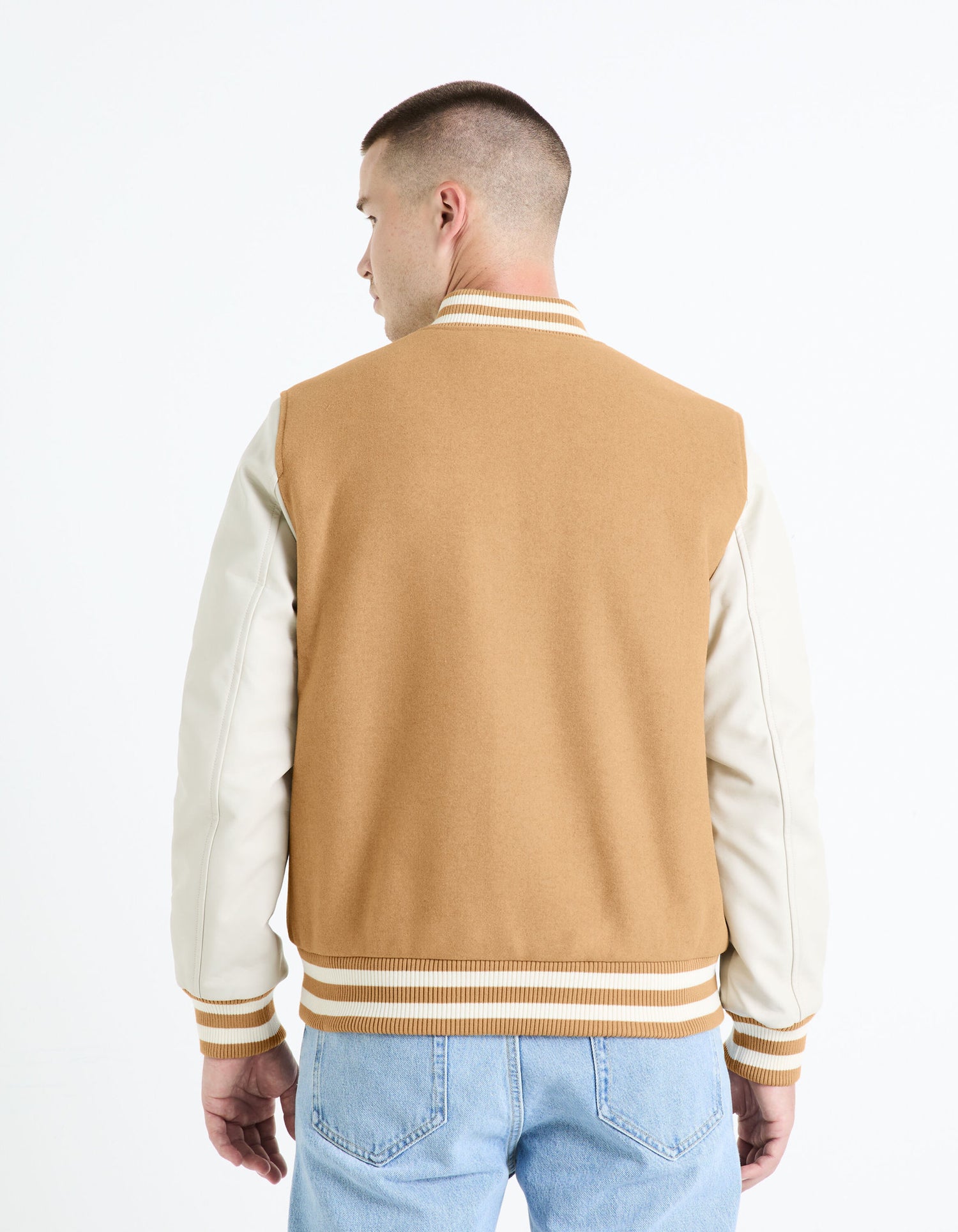 Teddy Jacket_FUVARSI_CAMEL_04