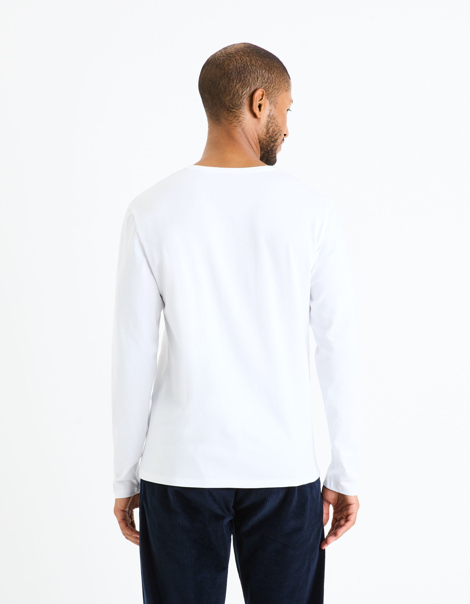 Long Sleeved Round Neck Slim Stretch Cotton T-Shirt_GEUNIML_OPTICAL WHITE_04
