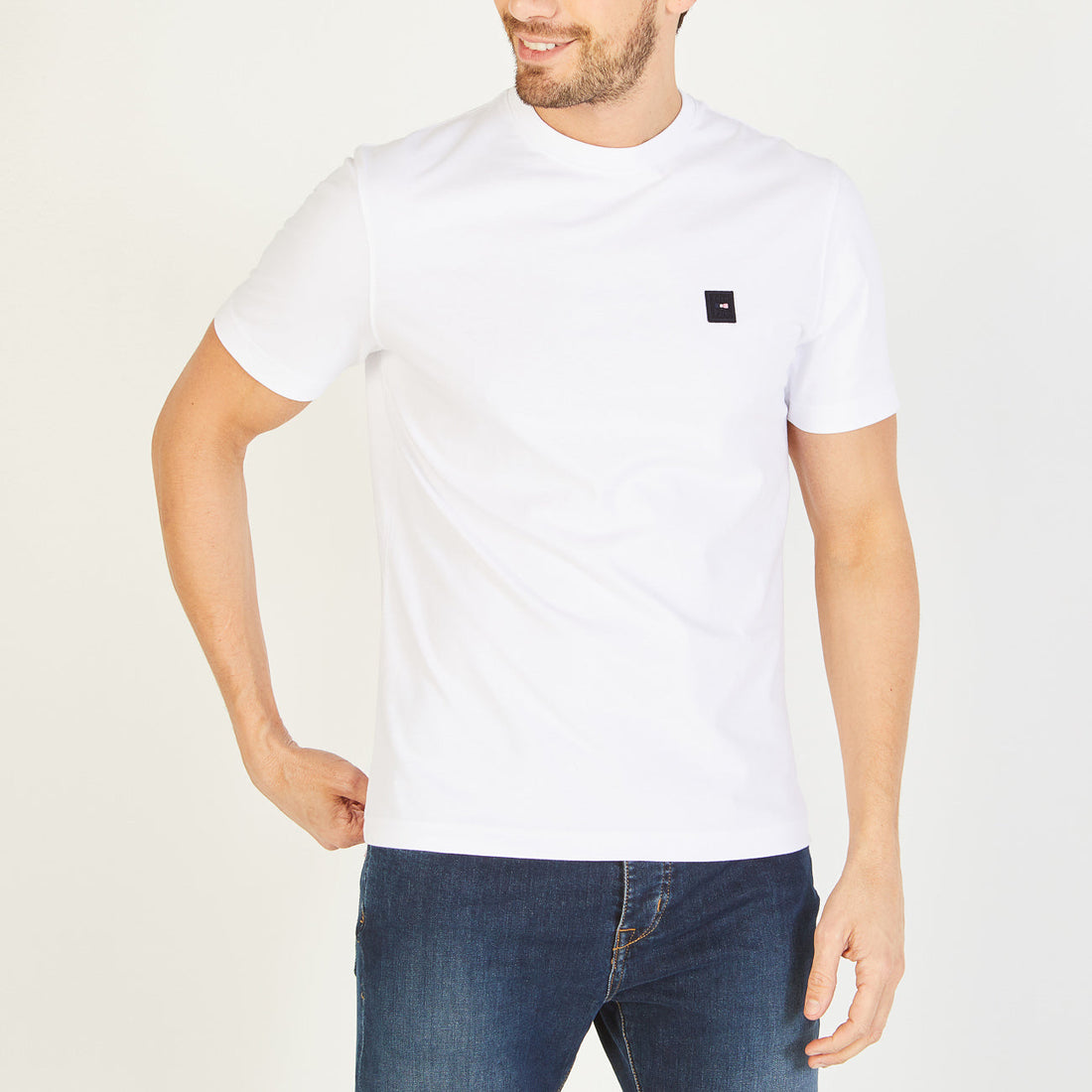 Short-Sleeved White T-Shirt With Embroidered No.10 Eden Park