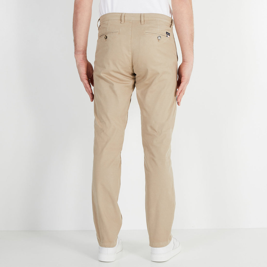 Straight Leg Beige Chinos_H23BAS0C0001_BEC_02