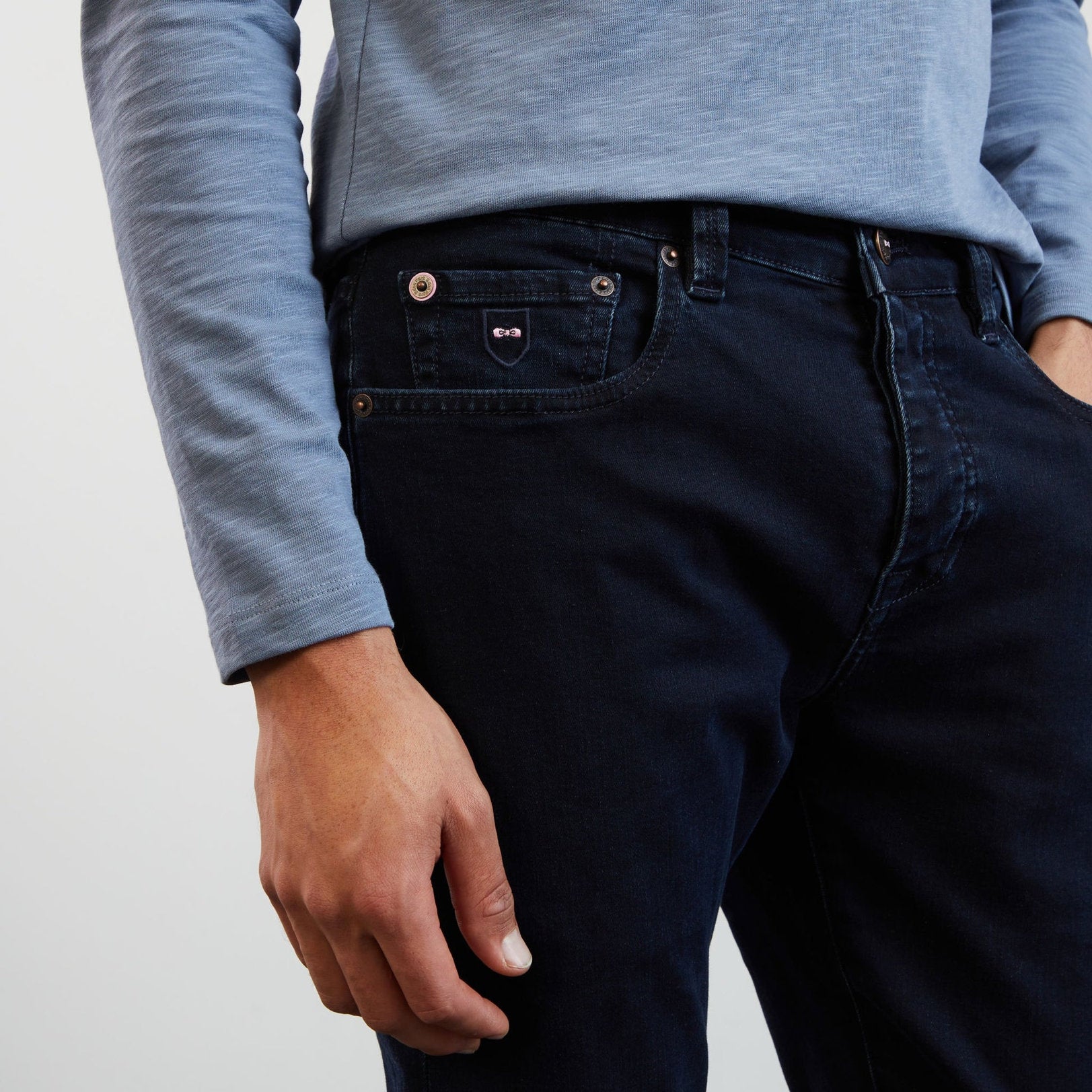 Dark Blue Slim-Fit Jeans With 5 Pockets_H23BAS5P0007_BLF_05