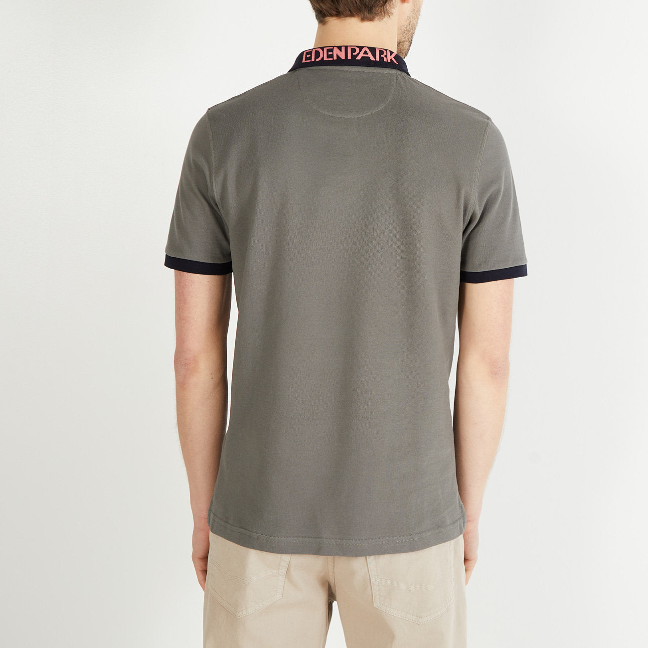 Grey Short Sleeved Polo Shirt With Jacquard Inscription_H23MAIPC0002_GRM18_02