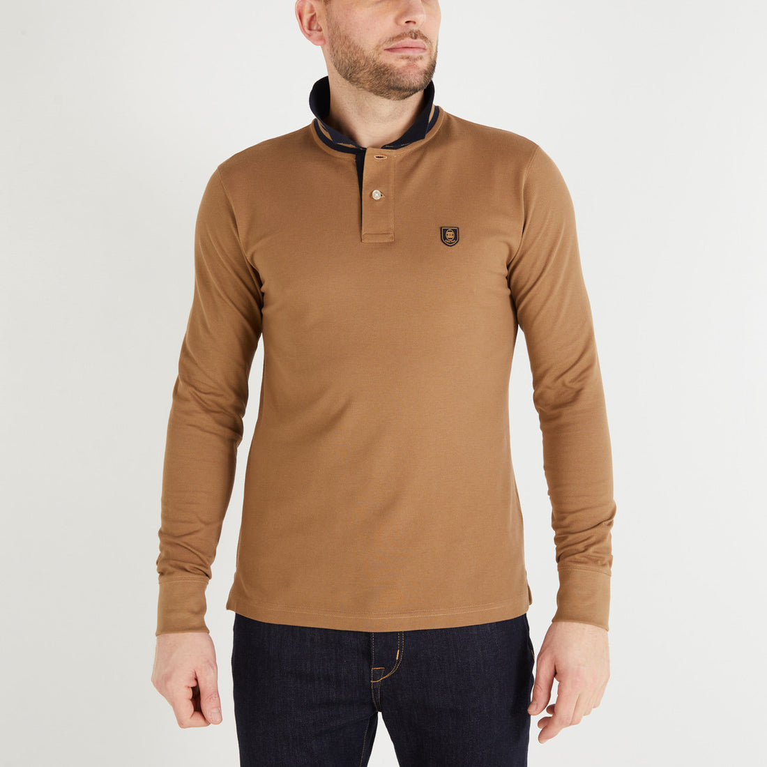 Beige Long-Sleeved Polo Shirt_H23MAIPL0001_BEF4_01