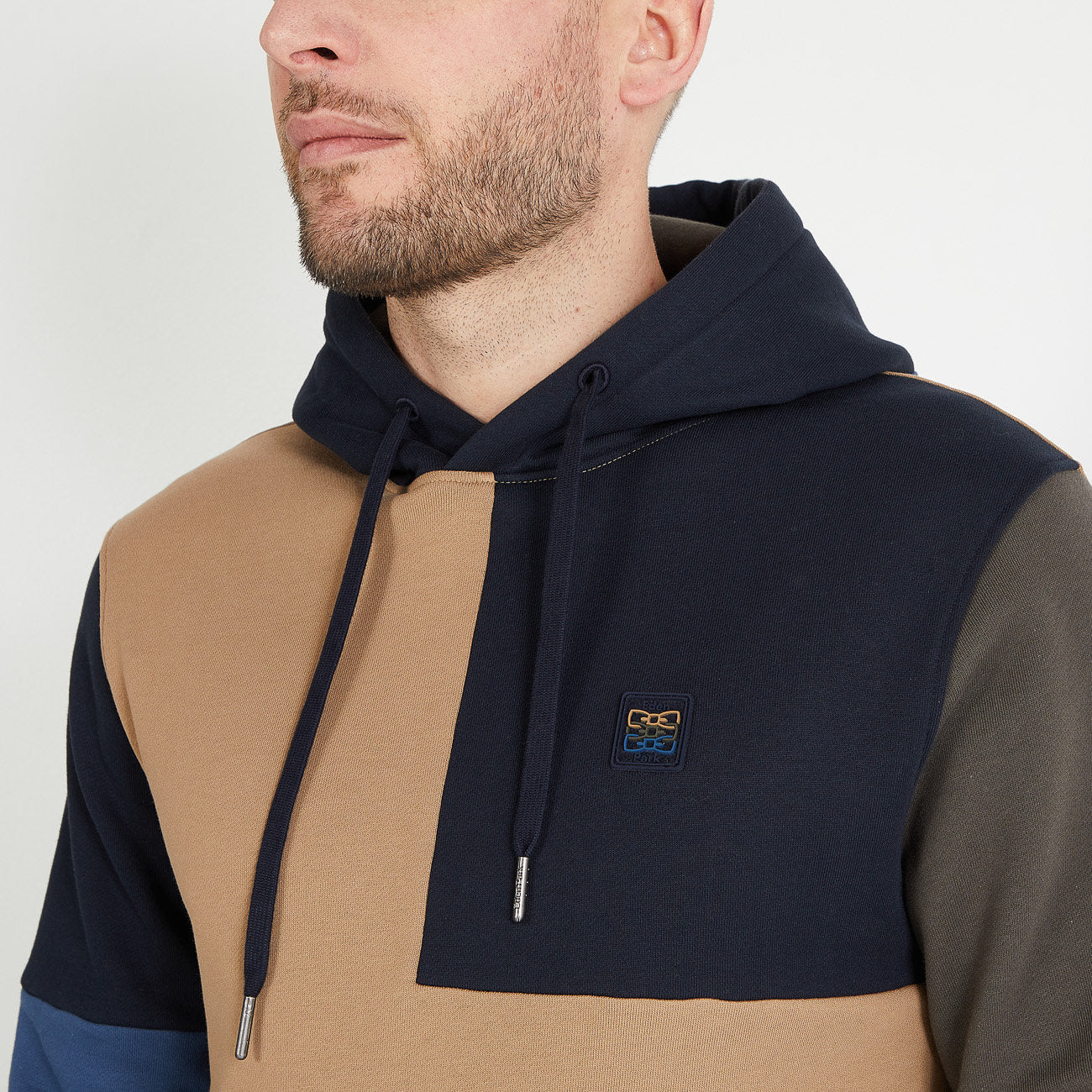 Khaki Colourblock Hooded Sweatshirt_H23MAISW0012_KAF3_03