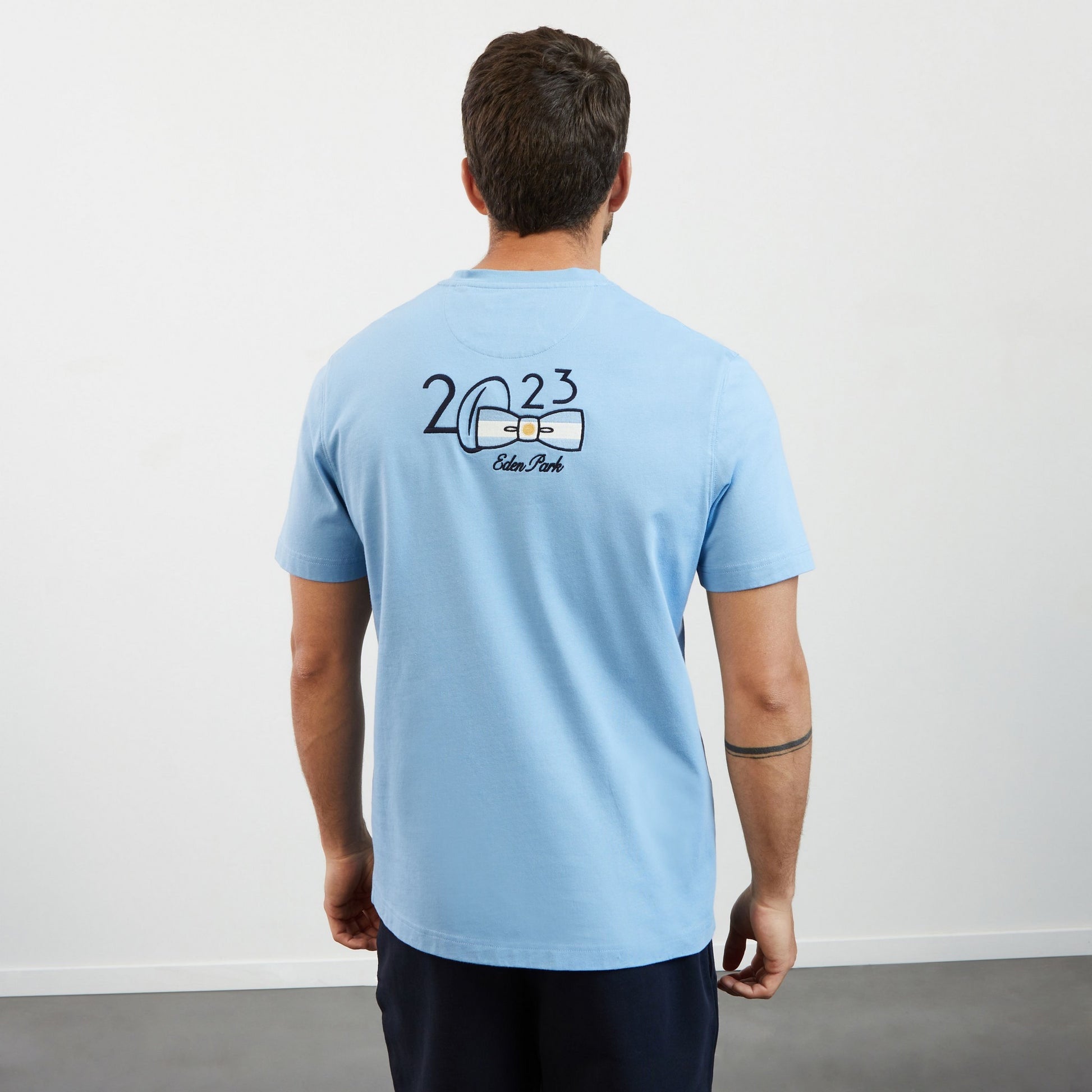 Blue T-Shirt With 2023 Embroidery_H23MAITC0007_BLM9_05
