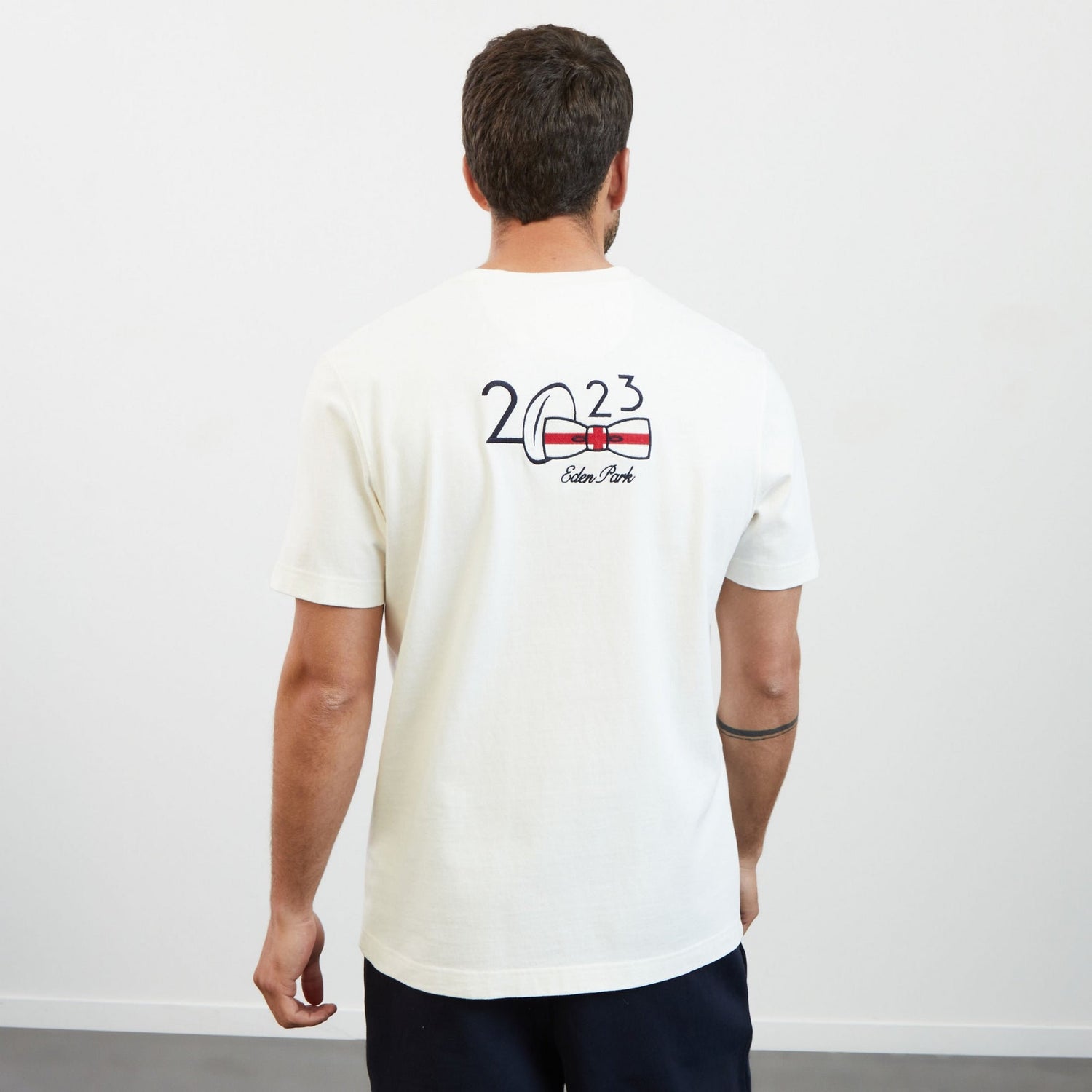 White T-Shirt With 2023 Embroidery_H23MAITC0008_ECC_05