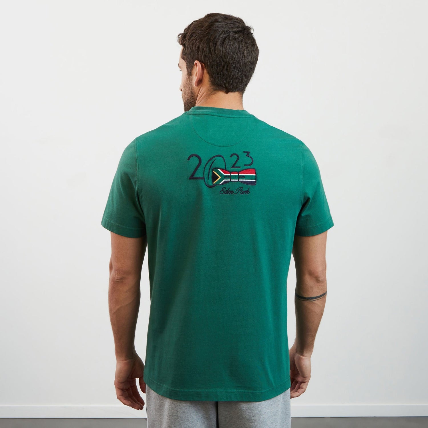Green T-Shirt With 2023 Embroidery_H23MAITC0010_VEM26_05