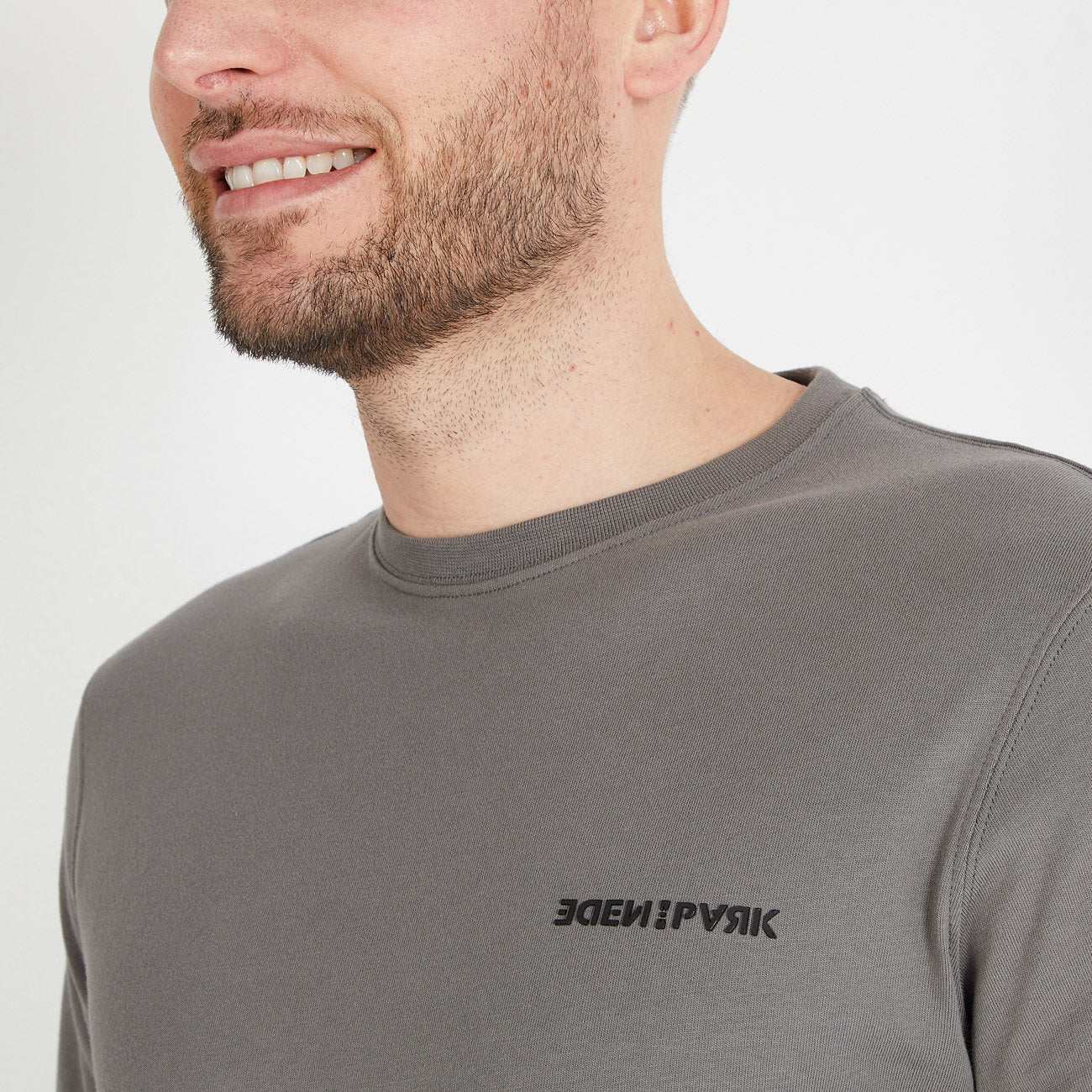 Grey Double-Sleeved T-Shirt_H23MAITL0018_GRM18_03