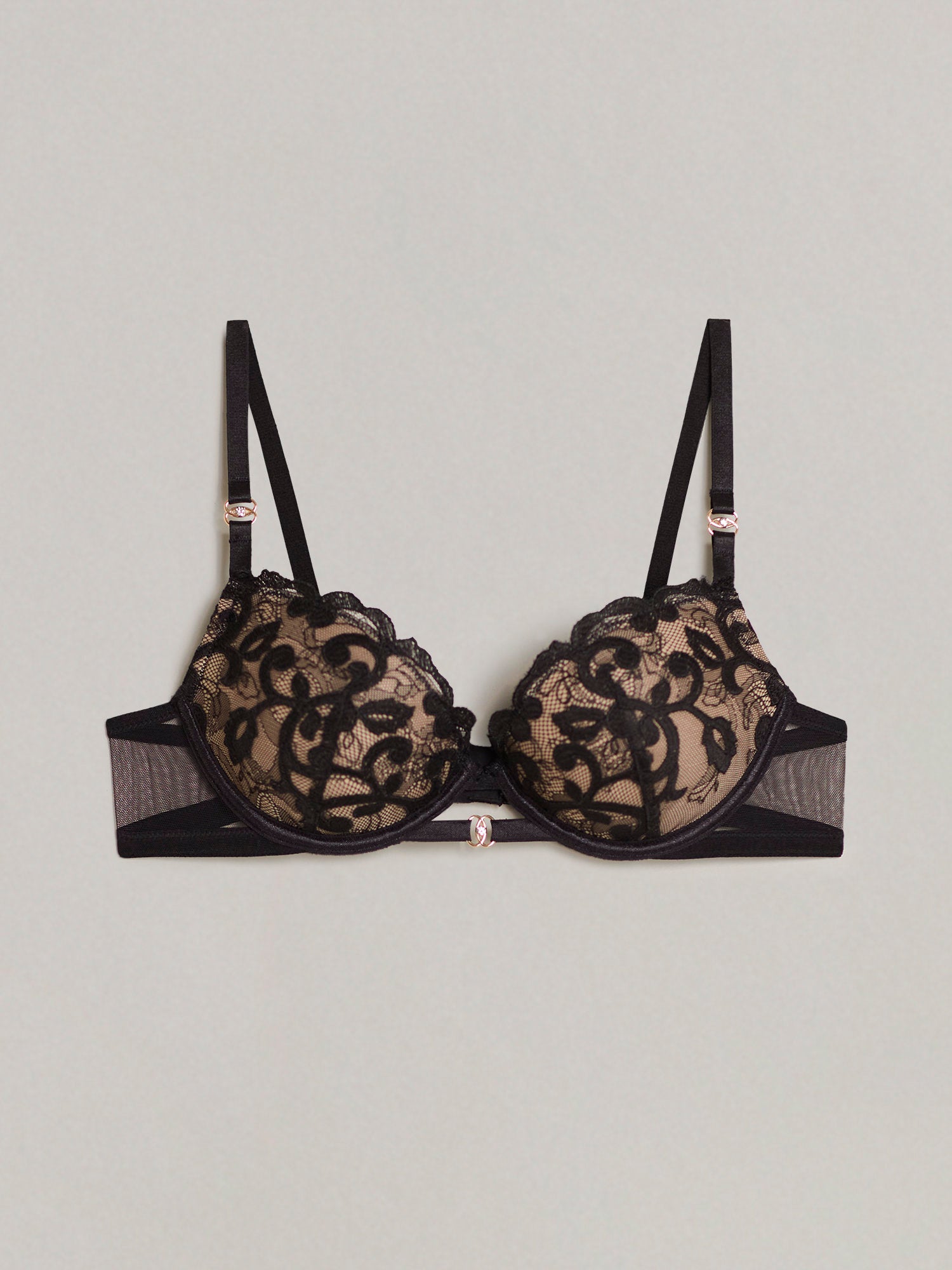 Black Push Up Bra_IPUD163018_072_01