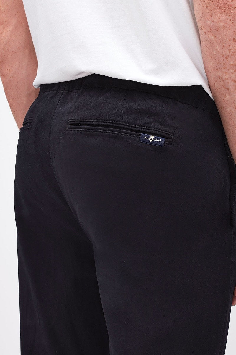 Jogger Chino Luxe Performance Sateen Navy_JSCJB560NV_NV_04