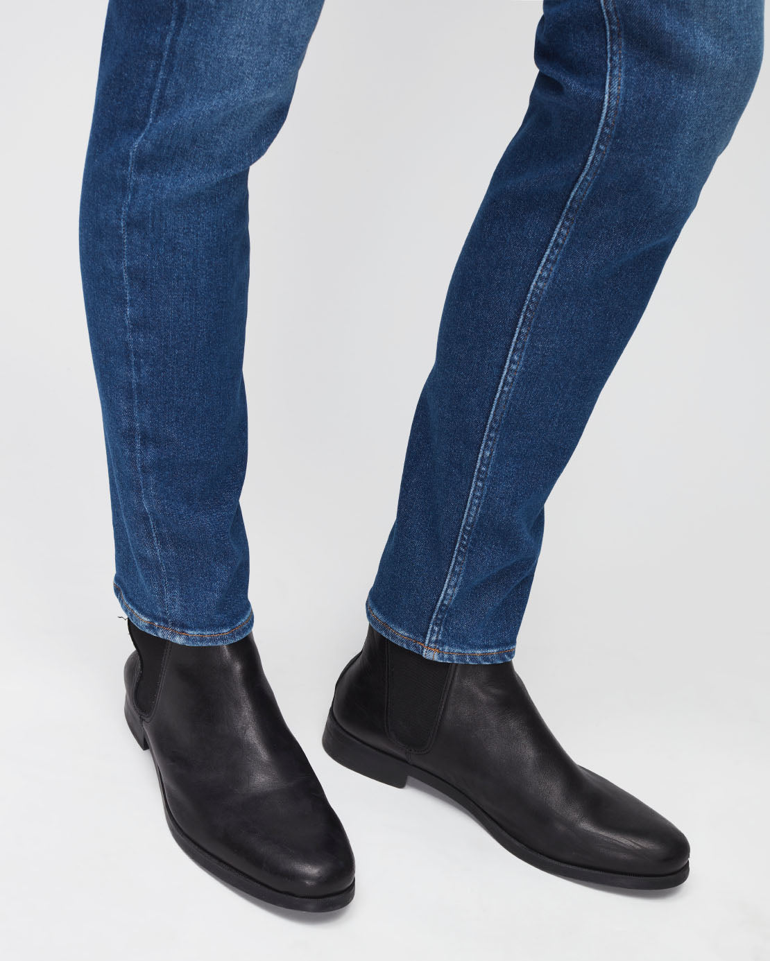 Middle Blue Slimmy Tapered Stretch Tek Eco Falling 7 For All Mankind