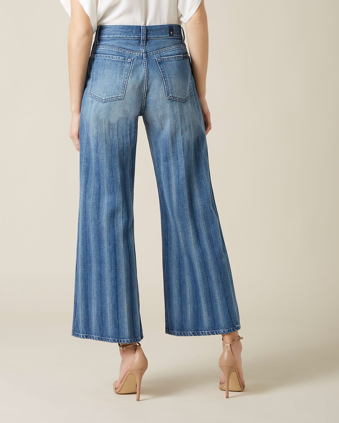 Light Blue LOTTA CROPPED Unfolded 7 For All Mankind