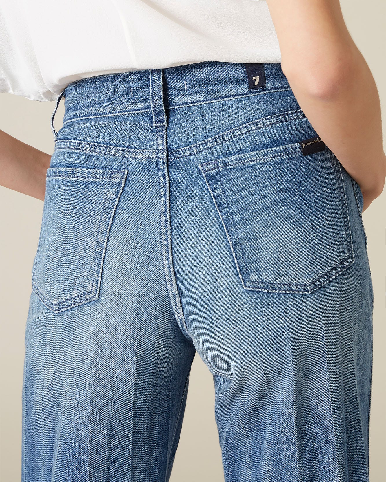 Light Blue LOTTA CROPPED Unfolded 7 For All Mankind