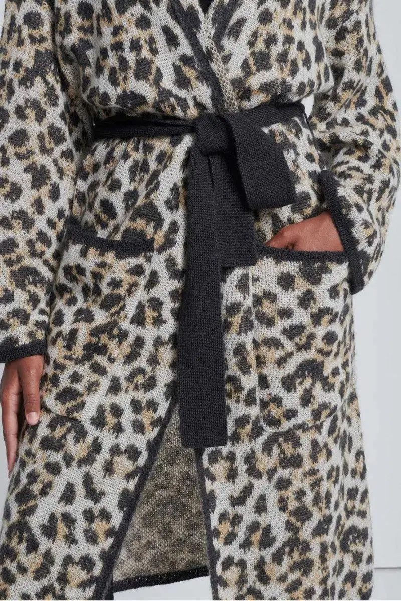 Jacquard Sweater Cardigan Furry Jacquard Leopard - BEVAVA