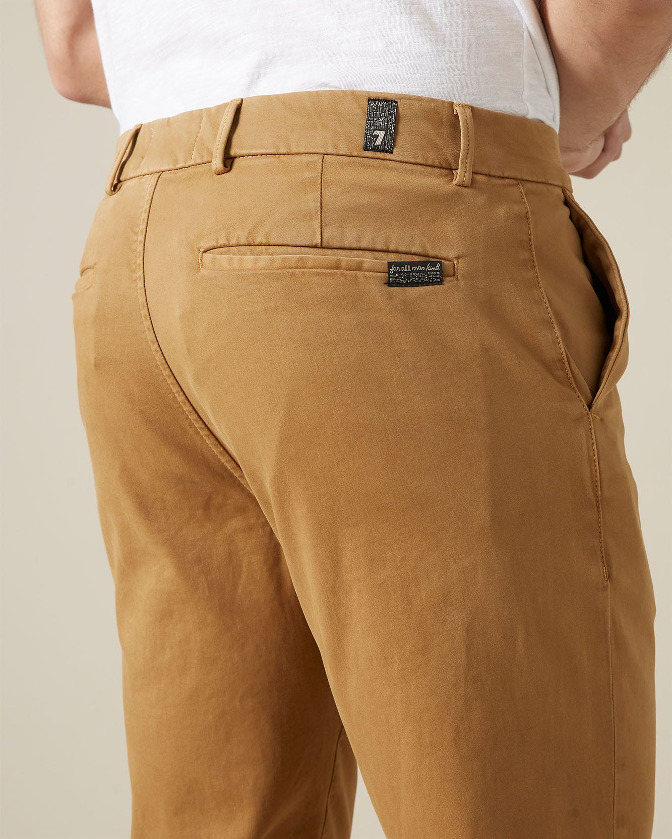 Beige SLIMMY CHINO Luxe Performance Sateen Camel 7 For All Mankind