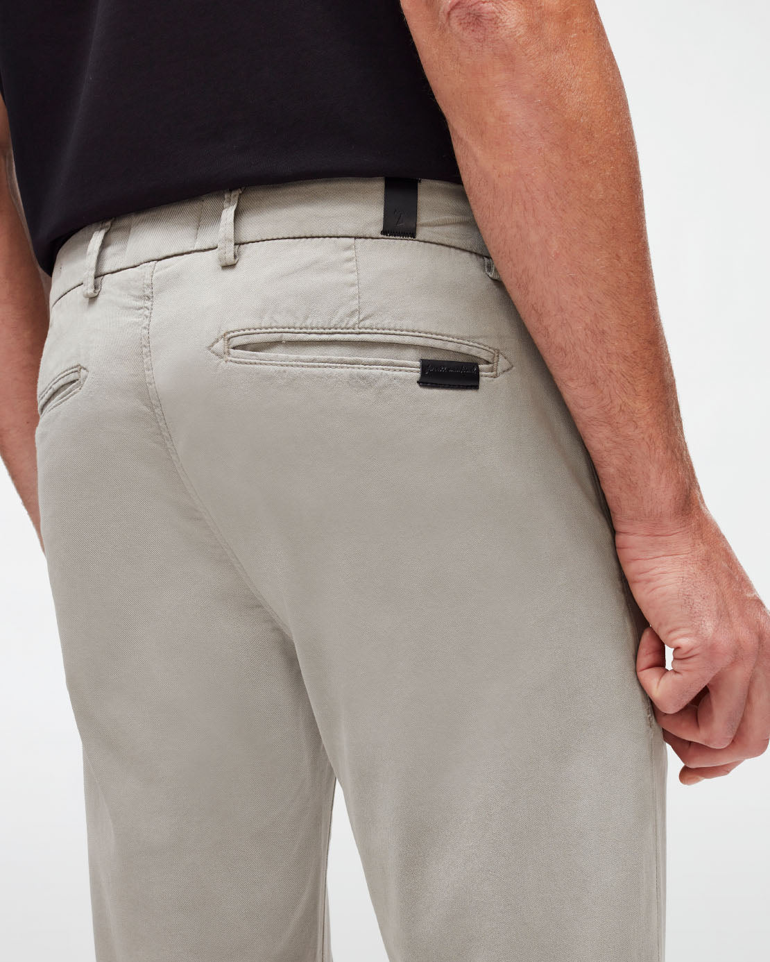 Light Grey Slimmy Chino Tap. Weightless Colors Griffin 7 For All Mankind