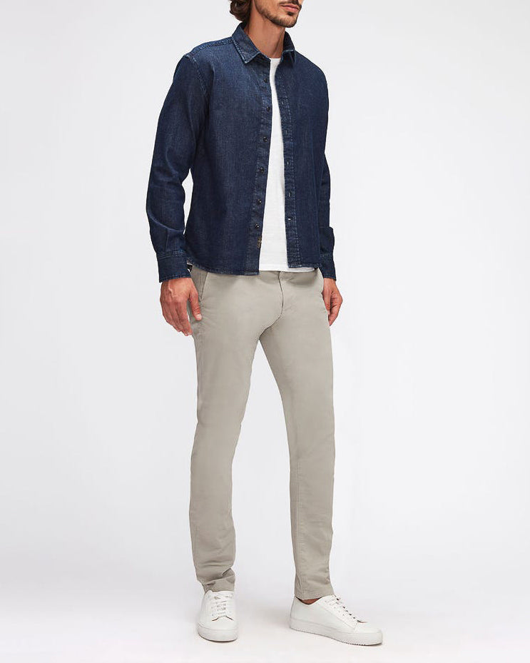 Light Grey Slimmy Chino Tap. Weightless Colors Dusty Stone 7 For All Mankind
