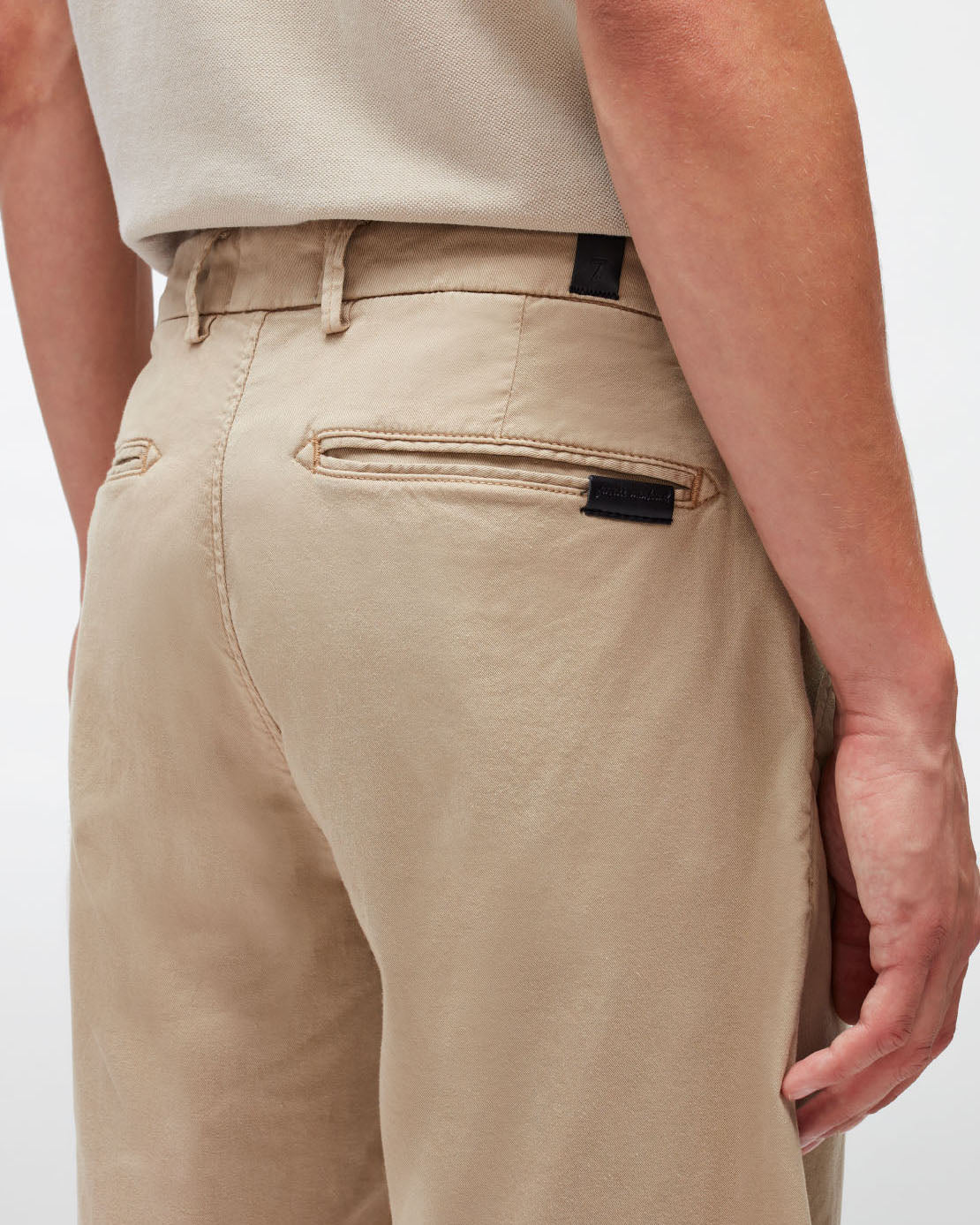 Beige Slimmy Chino Shorts Weightless Colors Arizona 7 For All Mankind