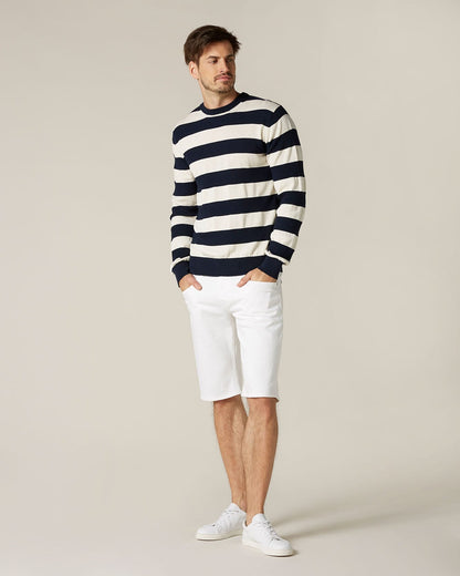 White Regular Short Peaceful White 7 For All Mankind