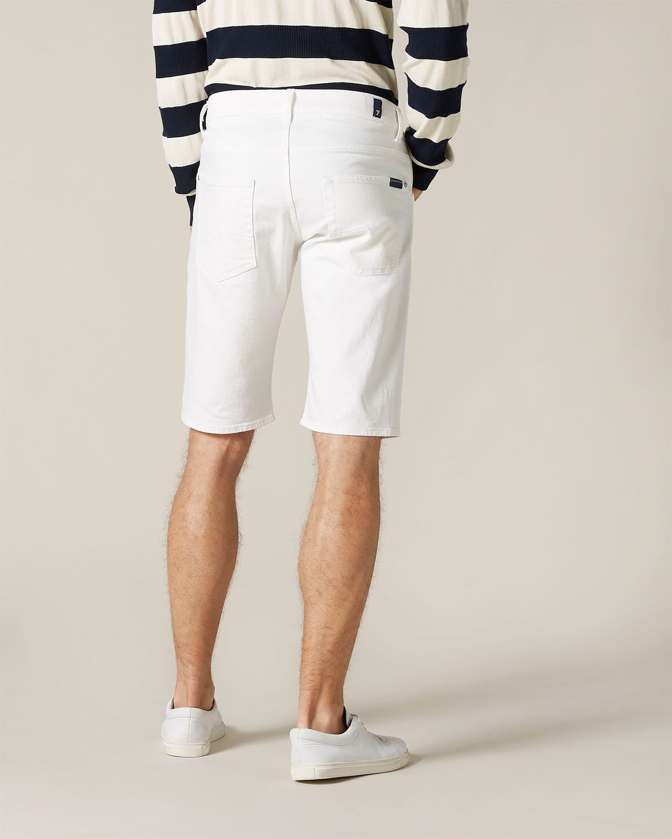 White Regular Short Peaceful White 7 For All Mankind