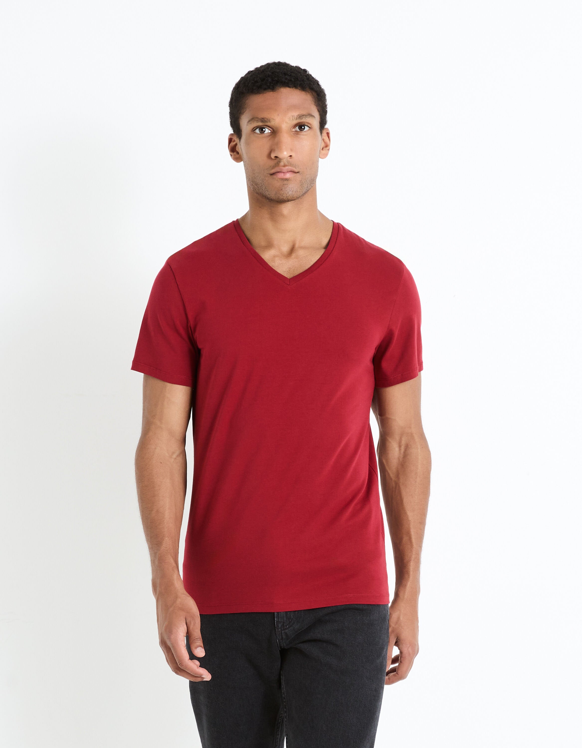 Stretch Cotton V-Neck T-Shirt_NEUNIV_BURGUNDY_01